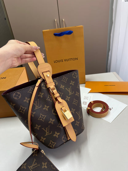 Louis Vuitton LV Vintage Bucket Tote Bag 17x18cm